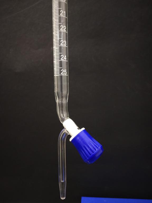 Load image into Gallery viewer, Burette with PTFE stopper, Class A, 25-100mL sizes
